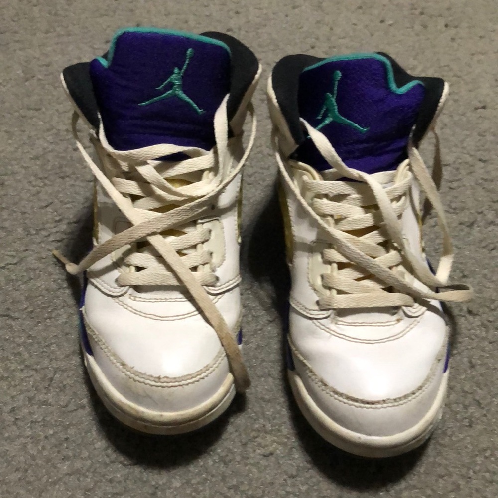 Authentic Jordan 5 grapes